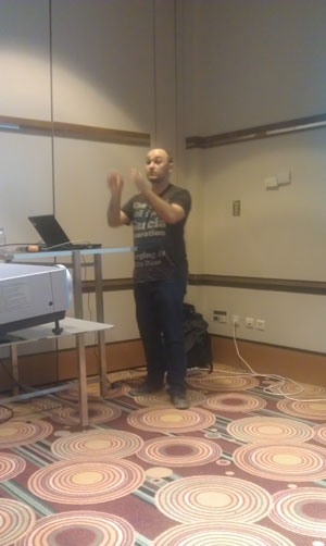 Devoxx France 2013 # Tools in Action # Trucs et astuces avec Java et MongoDB sur Raspberry Pi